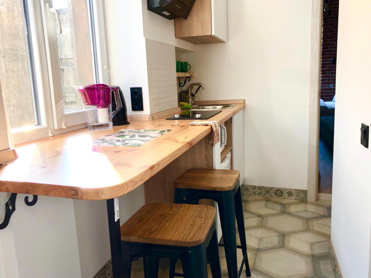 Romantic Apartments-In Center 8 7A Лвив Екстериор снимка